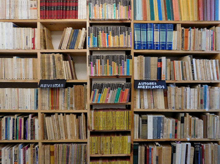 La Oficina del Libro, una librería en la Condesa de libros antiguos y raros 1