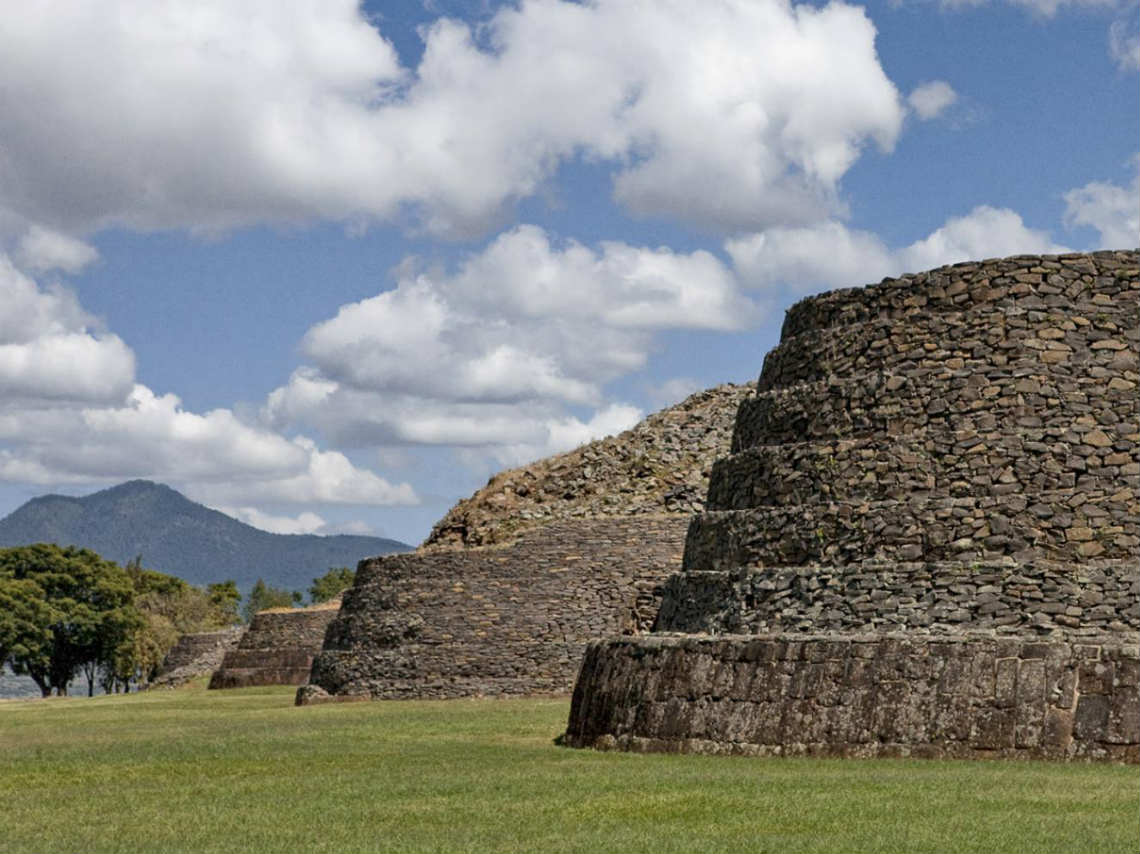 10 destinos imperdibles para viajar en 2019 tzintzuntzan