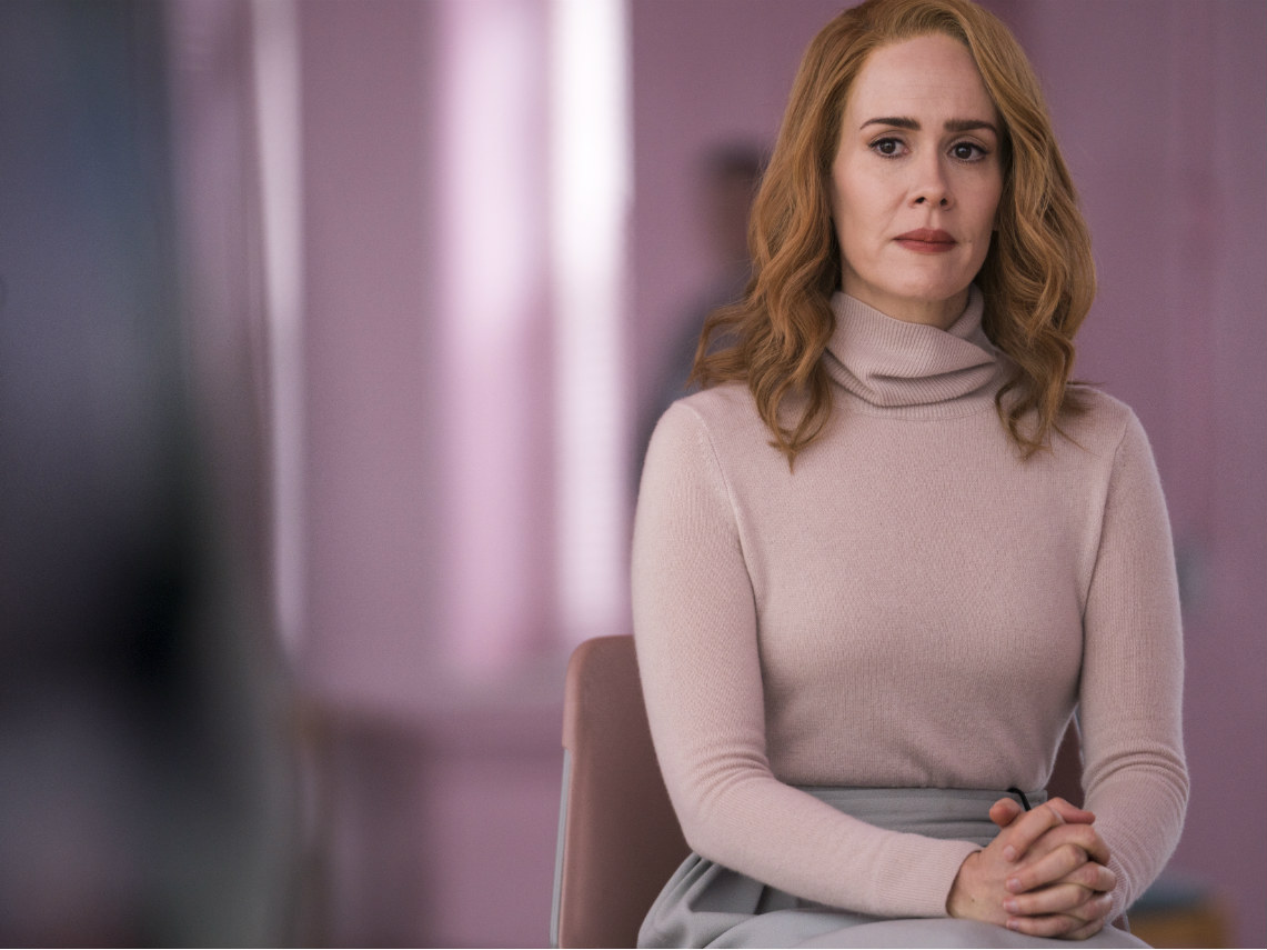 Glass: Sarah Paulson