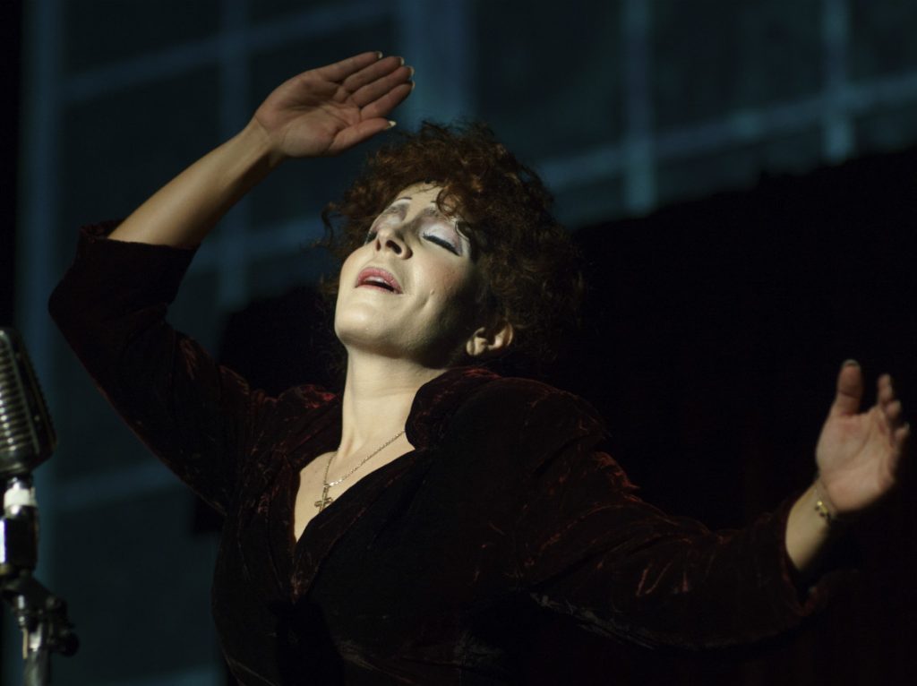 Piaf, voz y delirio musical sobre la cantante francesa, regresa a CDMX