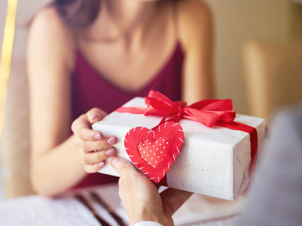 Regalos para un hombre en San Valentín - Descubre 50 ideas para regalar a  tu pareja el 14 de febrero