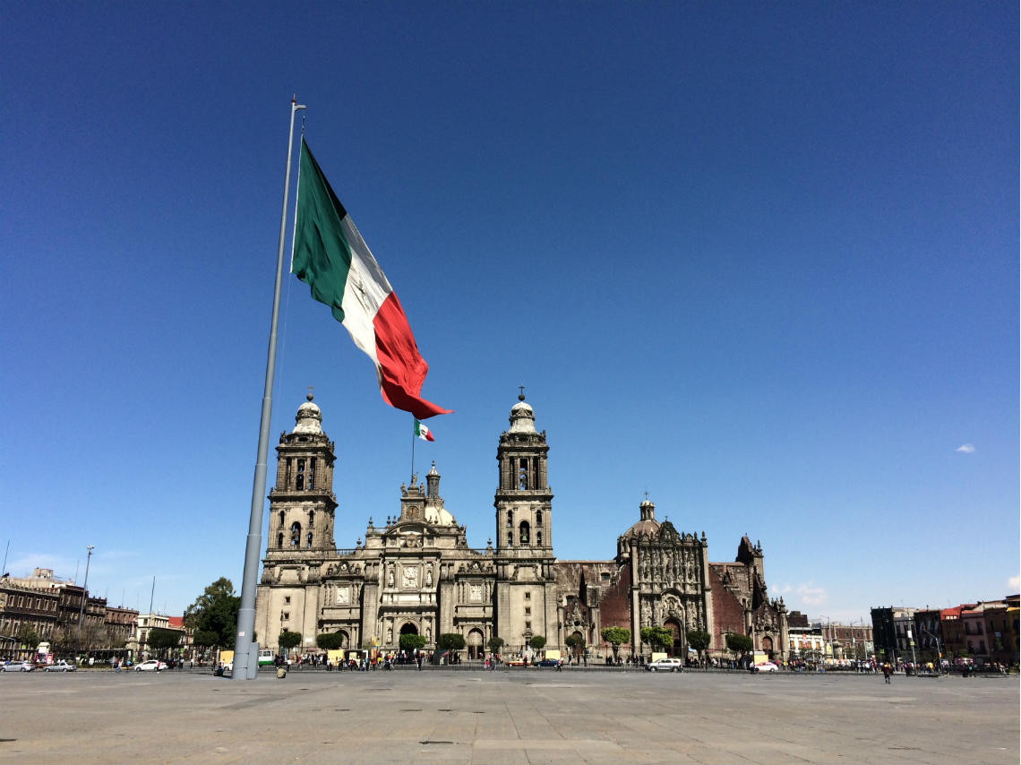 comida tipica mexicana en mes patrio 