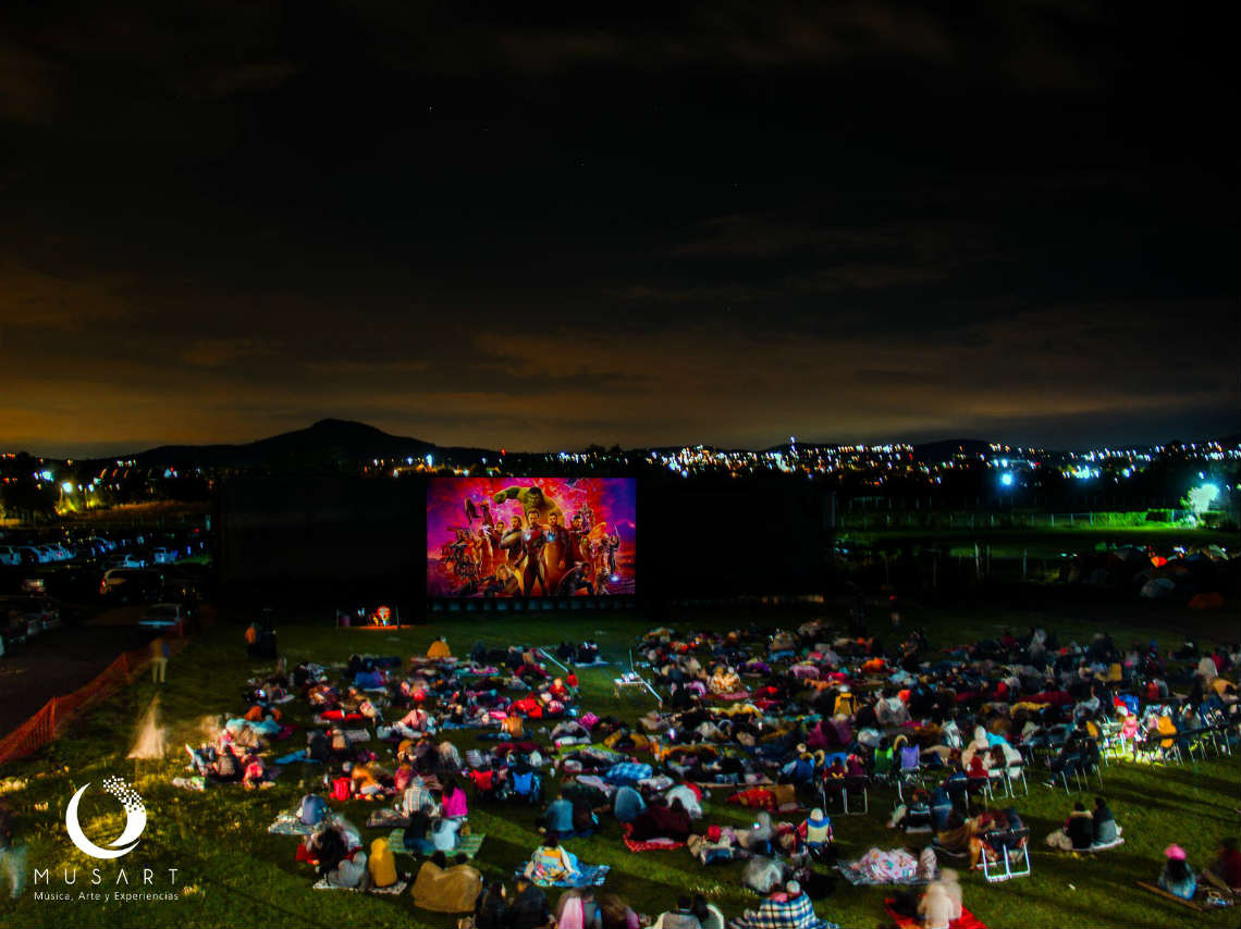 Cine de terror, picnic y camping en Teotihuacán 2019