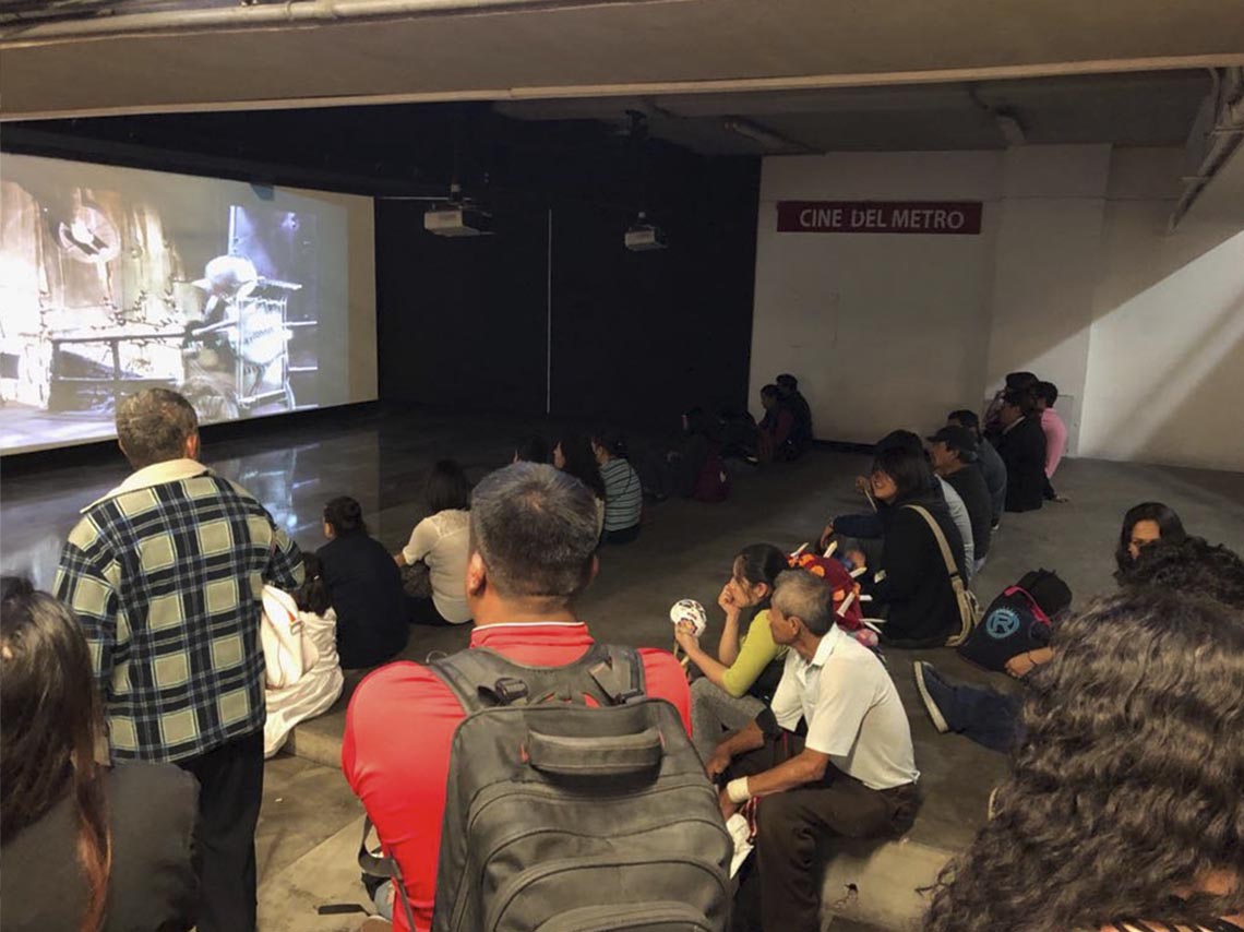 Descubre la sala de cine oculta en Metro Zapata 0