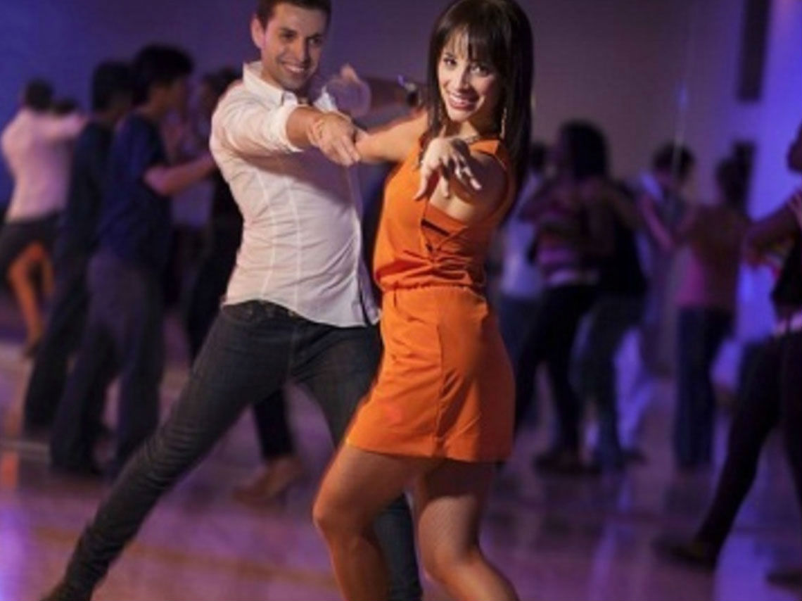 Eventos para bailar salsa en CDMX en el palacio de los deportes