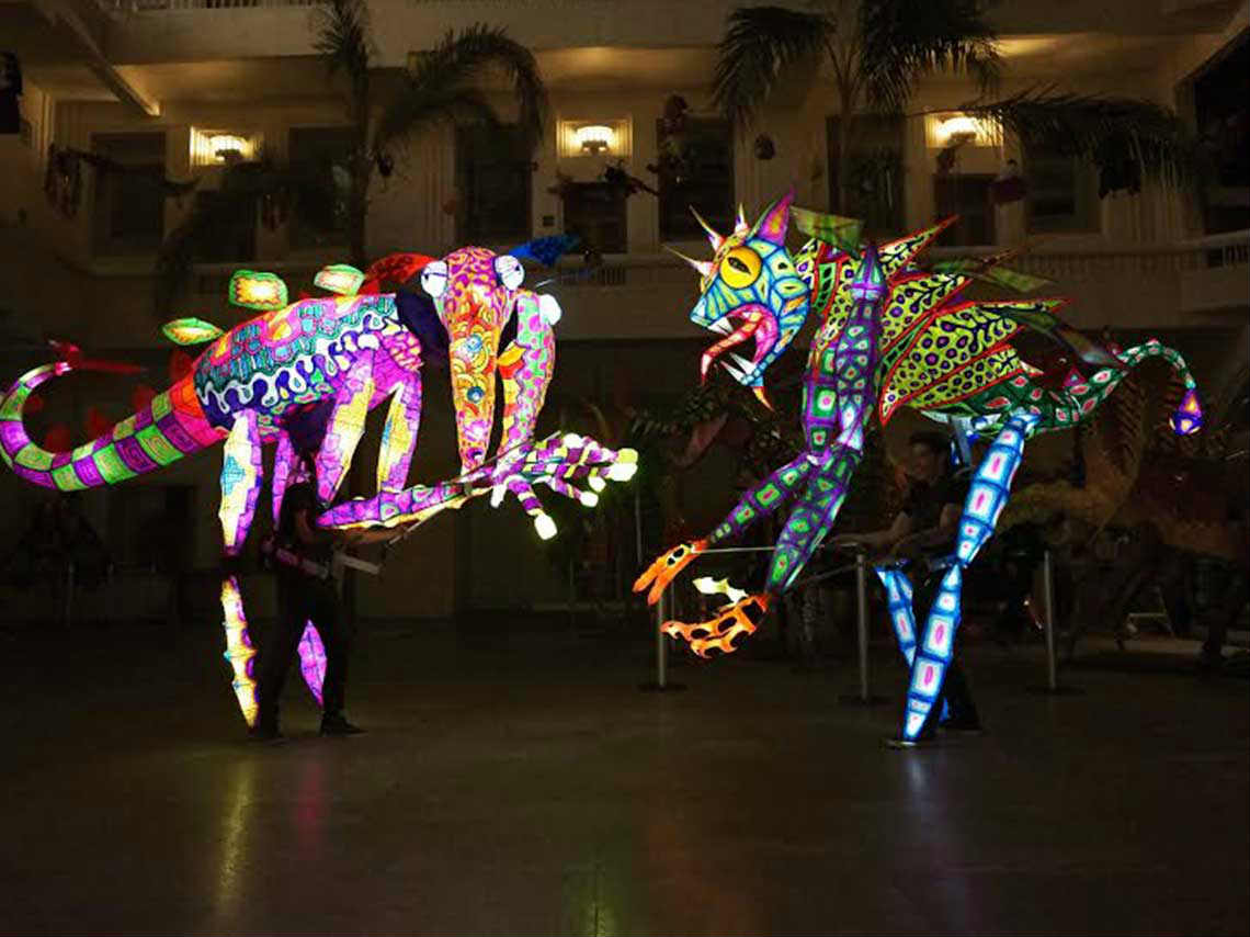 alebrijes-iluminados-en-la-alameda-central