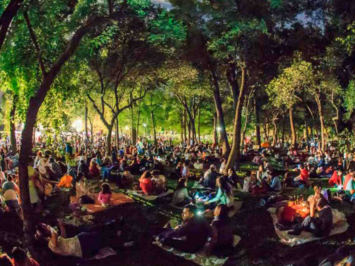 CDMX durante Semana Santa picnic nocturno