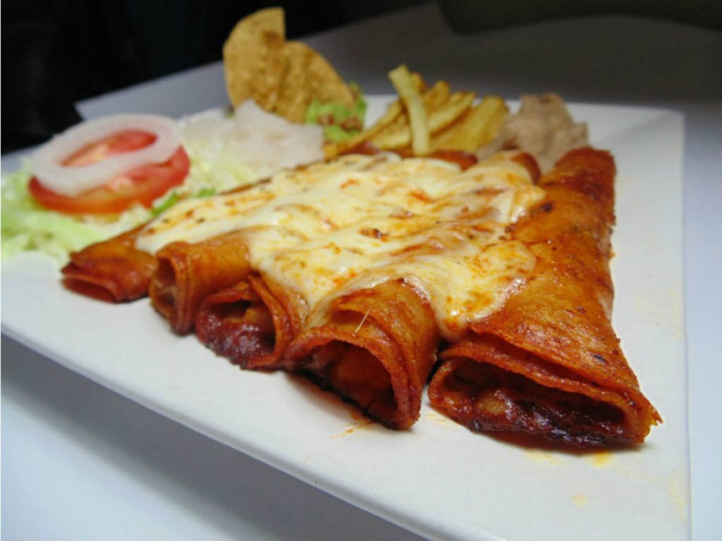 2a Feria de la Enchilada y el Antojito gratinadas con queso