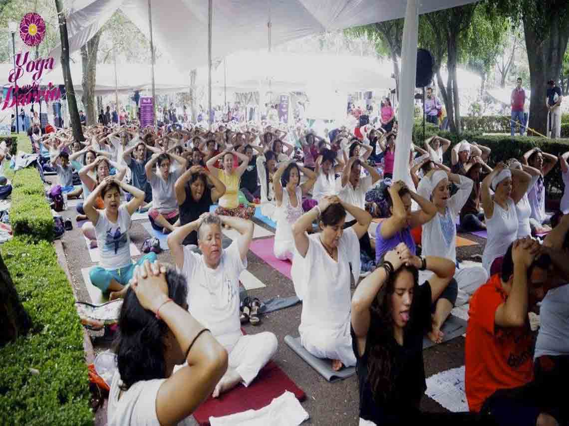 Yoga en tu Barrio, ven, relájate y ejercita cuerpo y alma 2