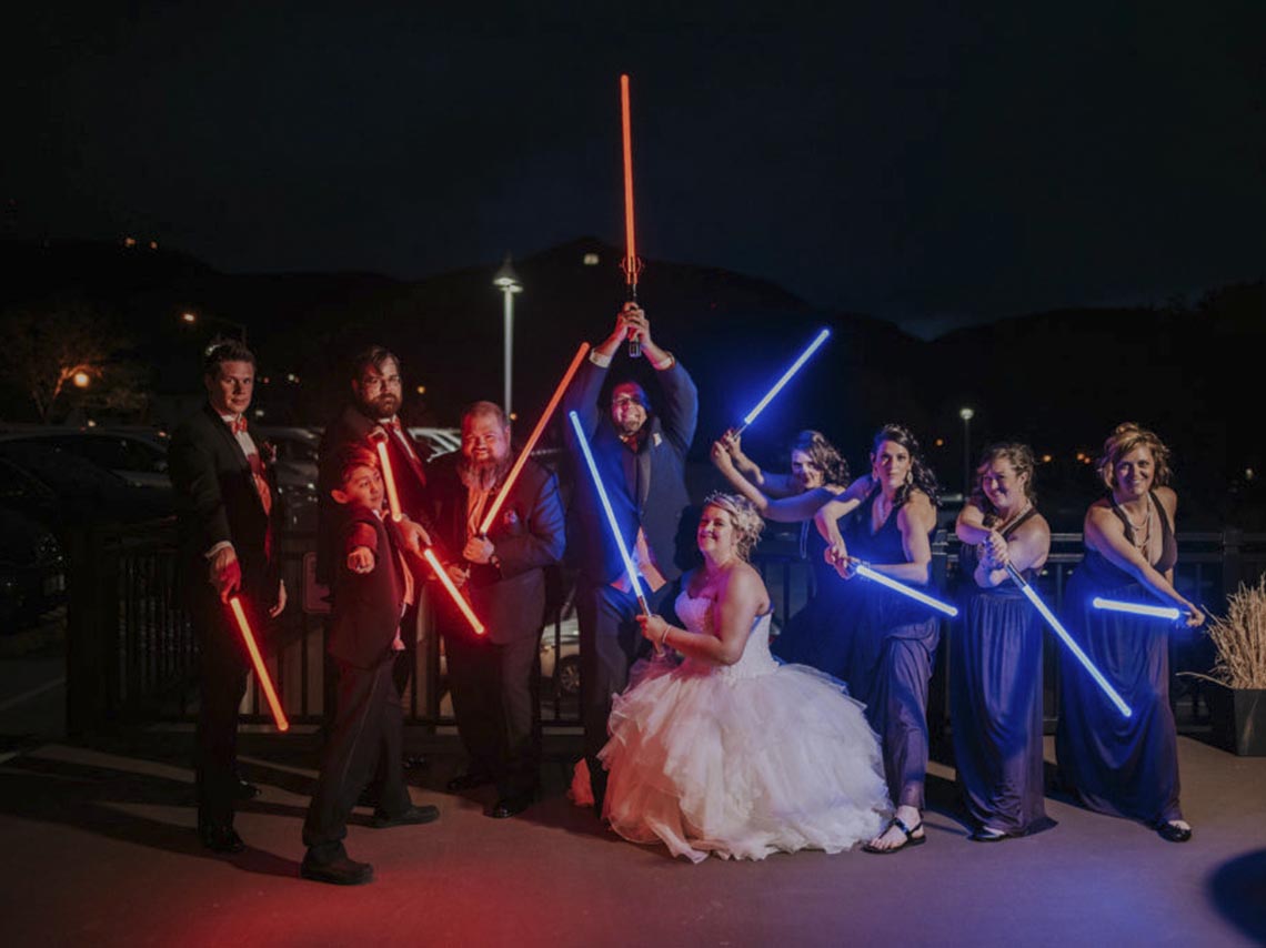 Boda comunitaria Sith: cásate al estilo Star Wars 0