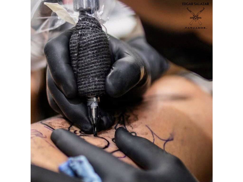 Todos los tatuajes que quieras por $2,500 en 5 horas 2