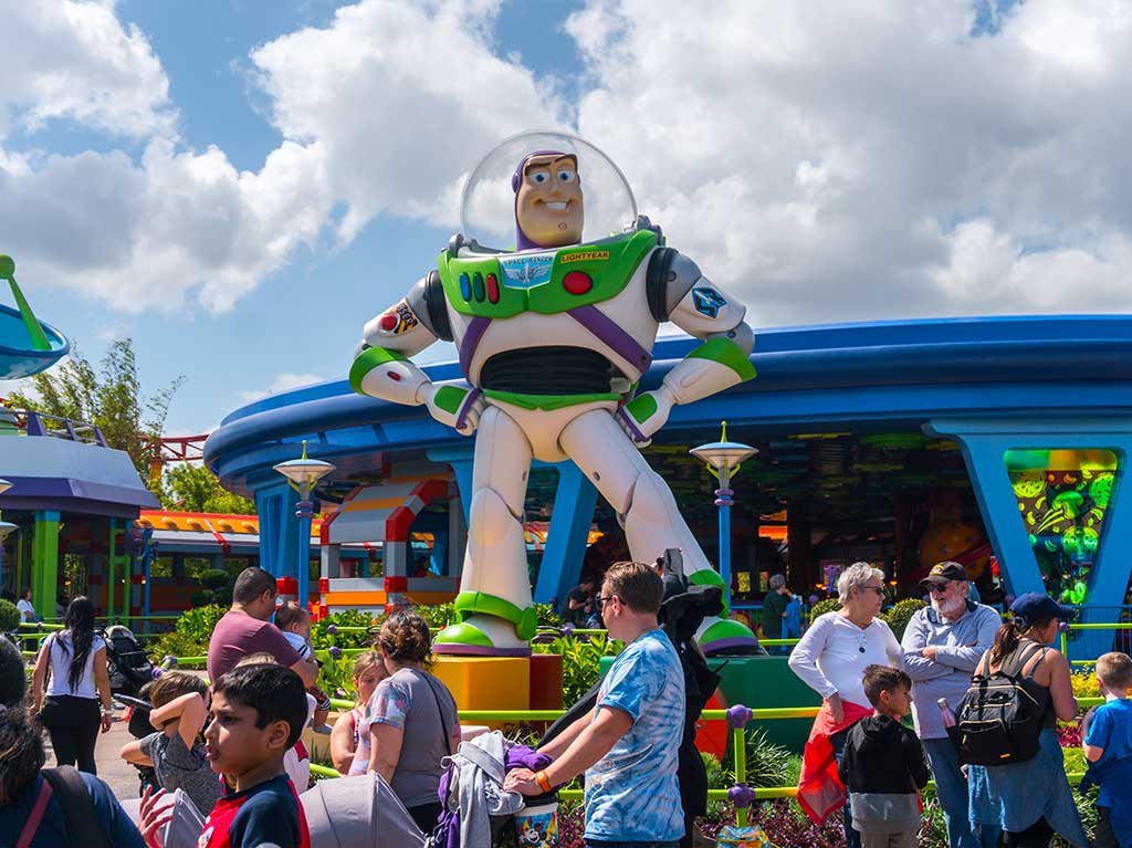 Buzz-Lightyear