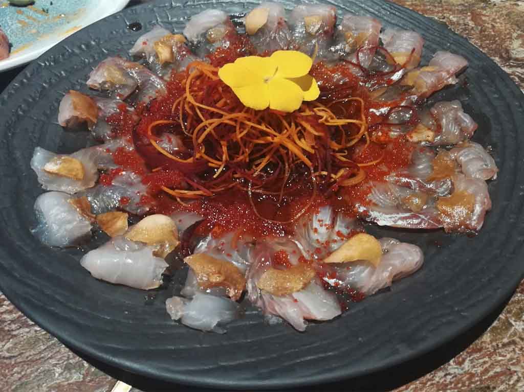 El-japonez-Salmon-con-manzana