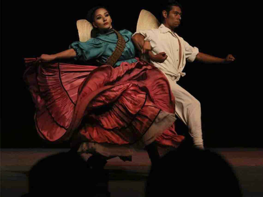 Ballet Folklórico de Amalia Hernández en bellas artes