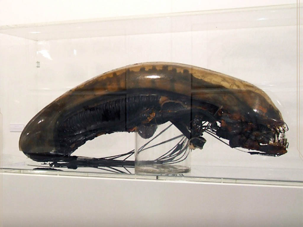 Exposición de H. R. Giger que llegará a CDMX traerá la cabeza de Alien