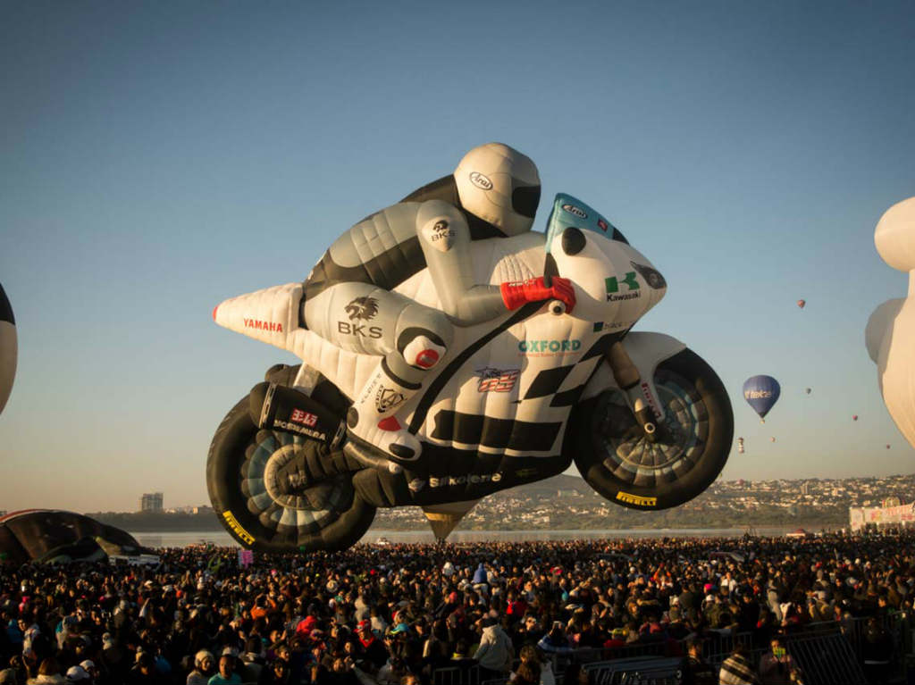 Festival Internacional del Globo motociclista