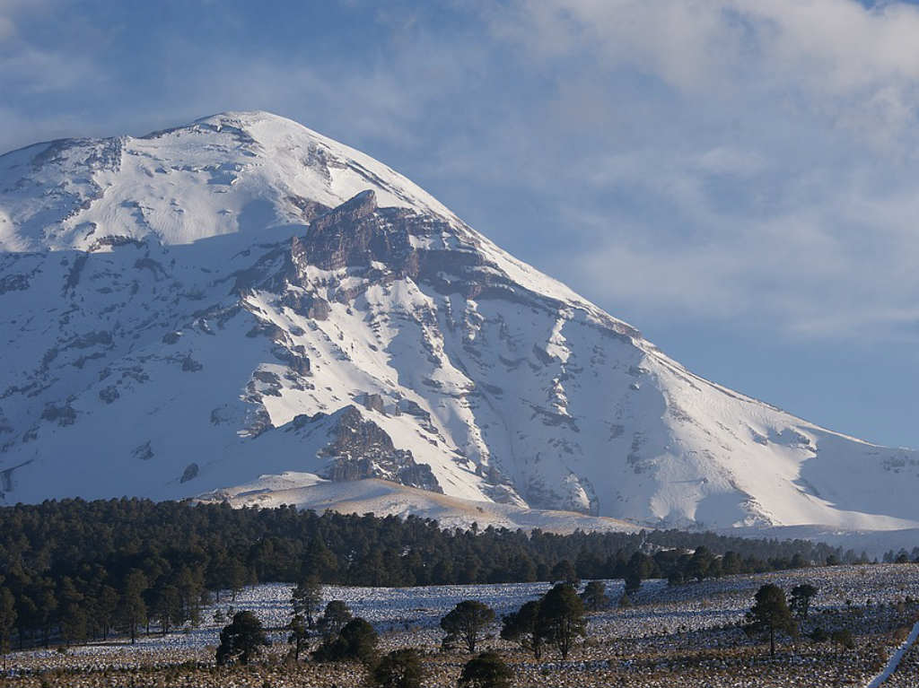 Noche de ovnis Popocatépetl