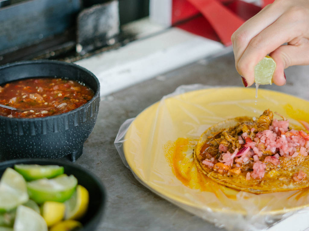 Tacos de cochinita pibil