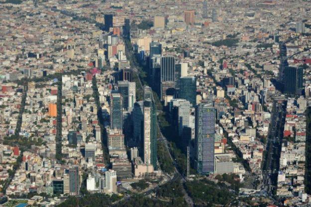 6 hoteles con alberca para disfrutar el verano en CDMX 0