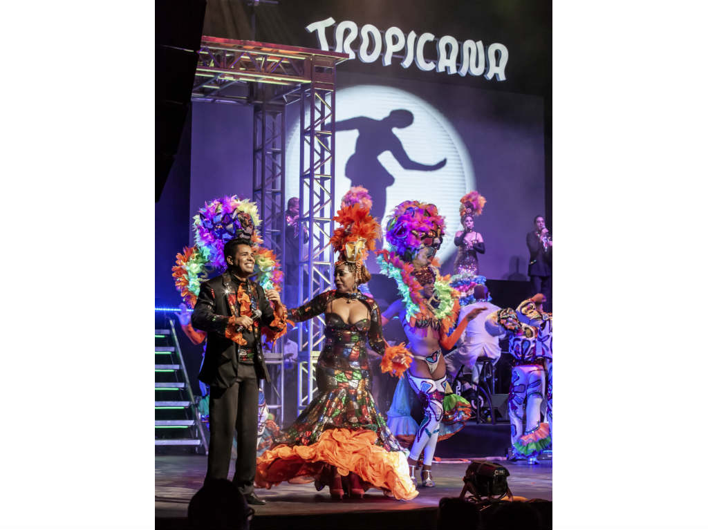 Cabaret Tropicana, fastuosidad musical.