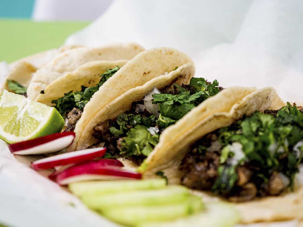 ¡A clavar el diente! en la Feria del Taco en Teotihuacán