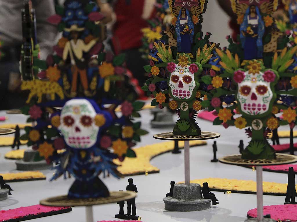 Vota por la Ofrenda Monumental del Zócalo para Día de Muertos 1