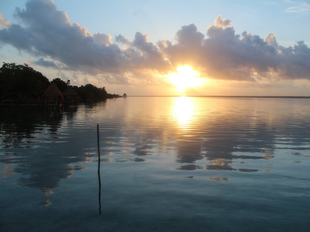 Viaje a Bacalar amanecer