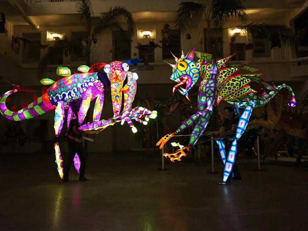 Desfile de Alebrijes Monumentales con luz