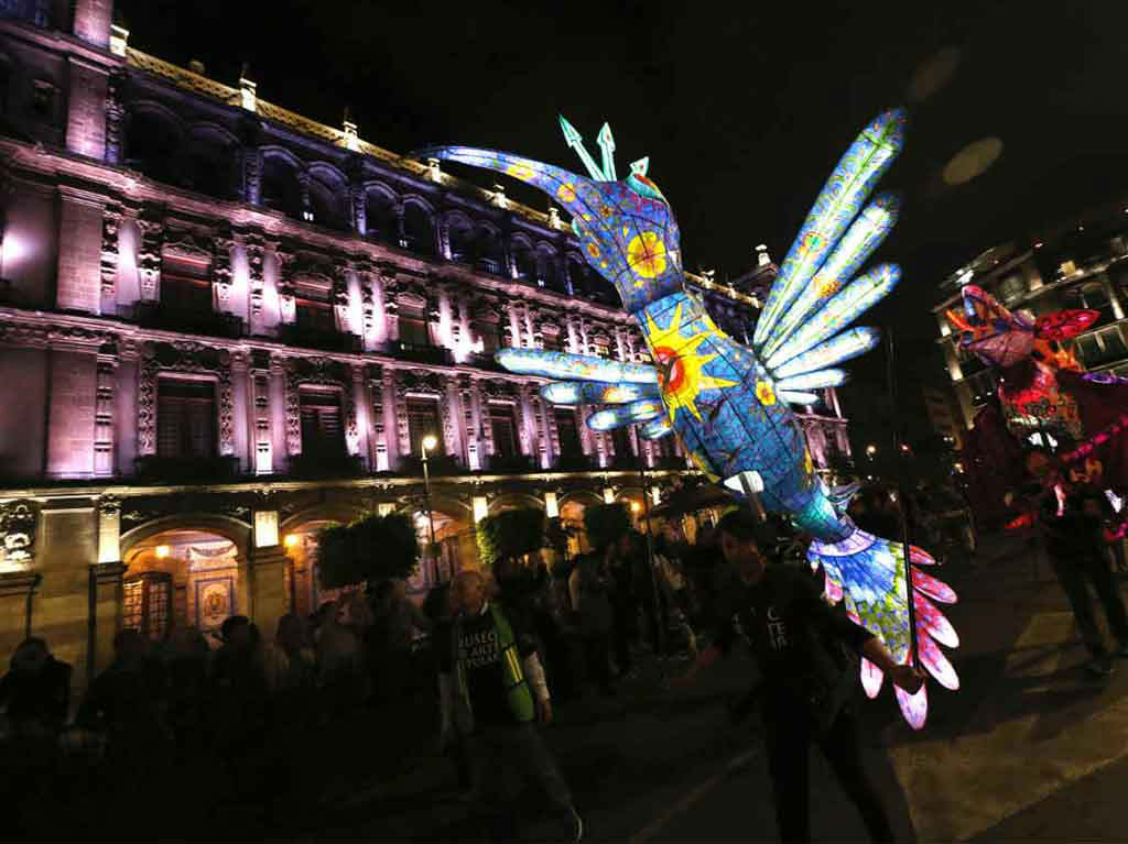 Desfile de Alebrijes Monumentales paseo de la reforma