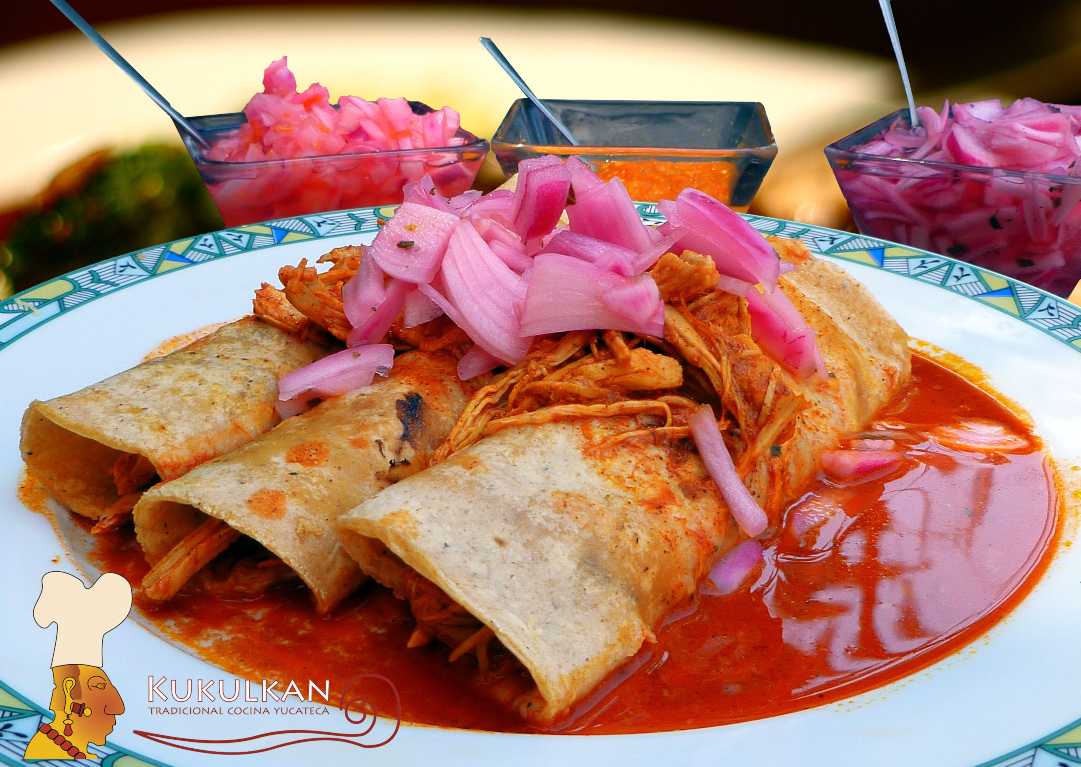 kukulkan enchiladas de cochinita