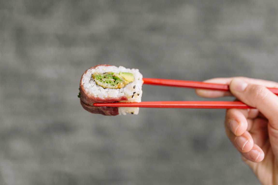 makoto sushi