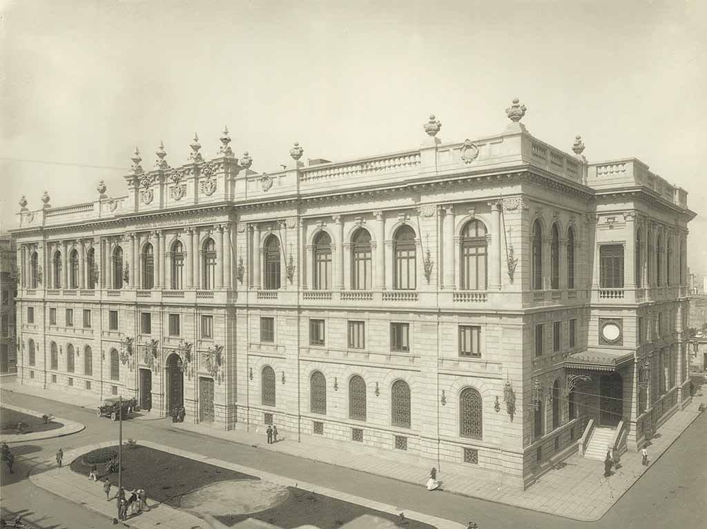 De hospital a palacio: la historia del Museo Nacional del Arte