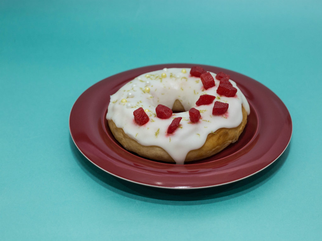 Pastelería Cardín dona con ate