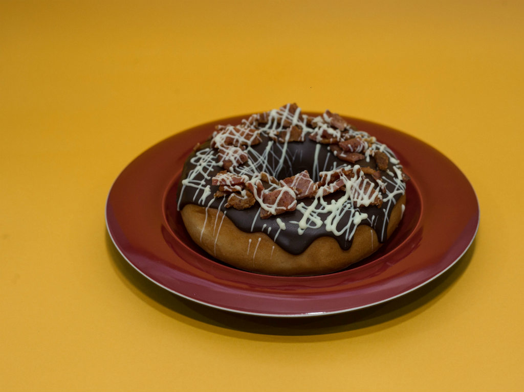 Pastelería Cardín dona con chocolate