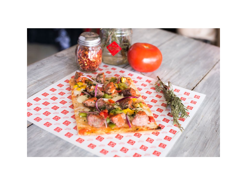 pizza rústica tomate con pimiento