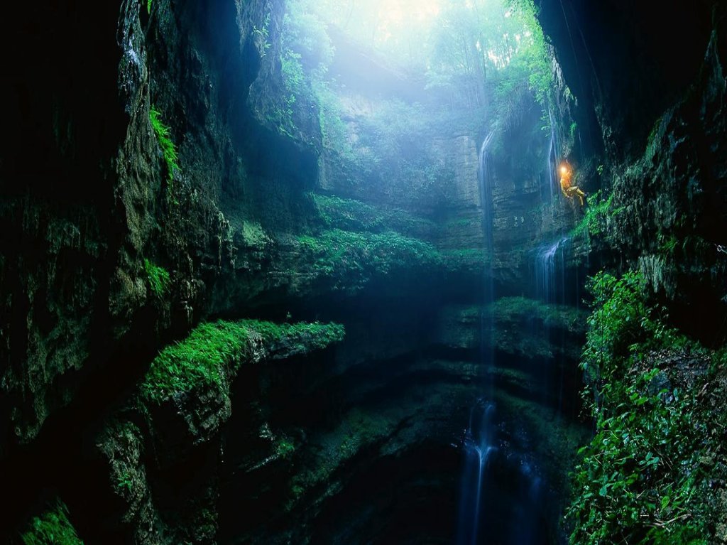 conoce-la-gruta-sotano-de-las-golondrinas