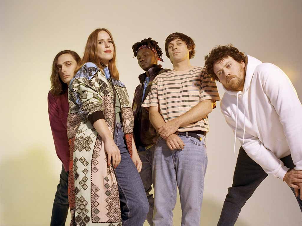 Entrevista con Metronomy sobre su nuevo disco Forever