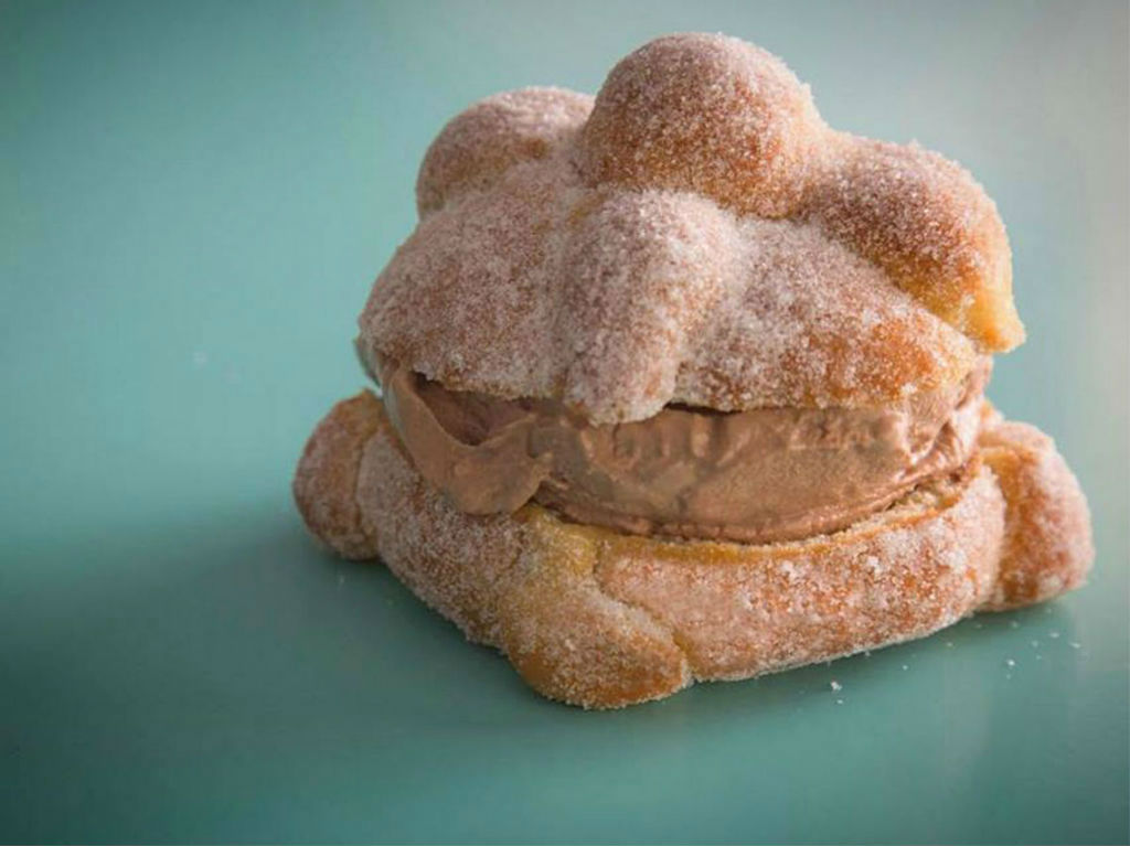 Pan de Muerto con helado en CDMX: ¡corre a probarlo!