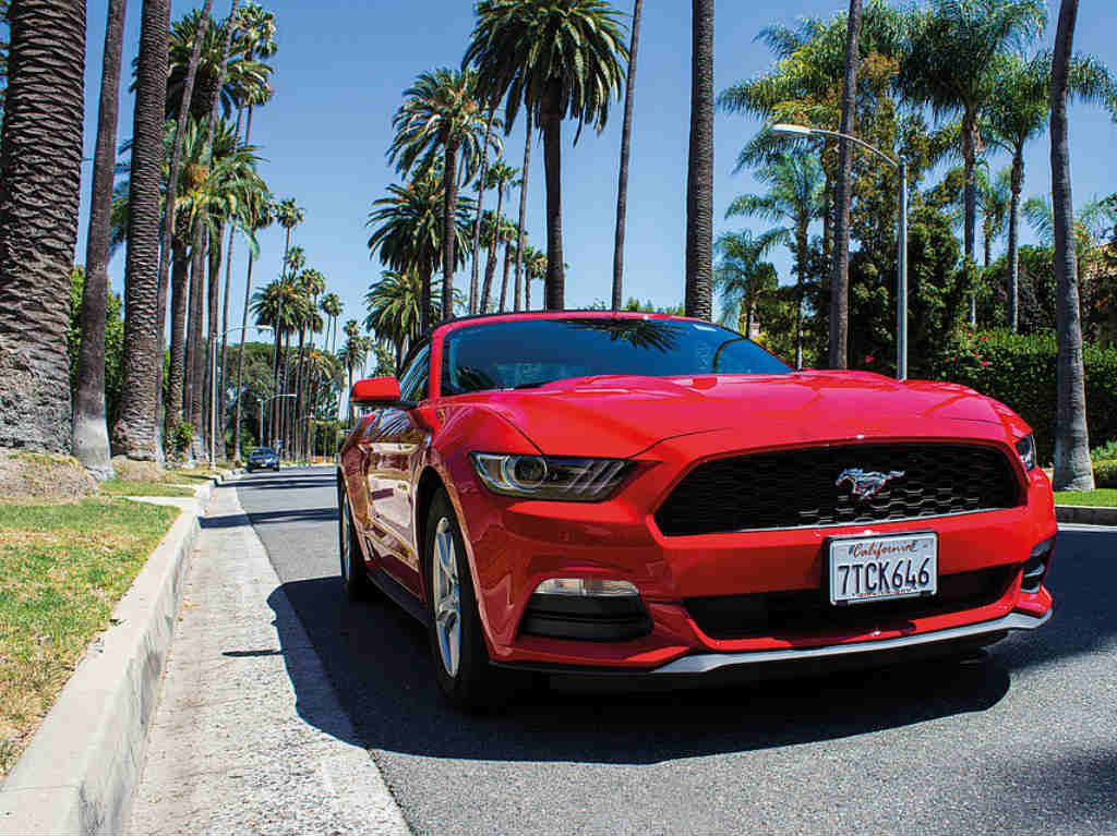 Salón del Automovil 2019 modelos antiguos