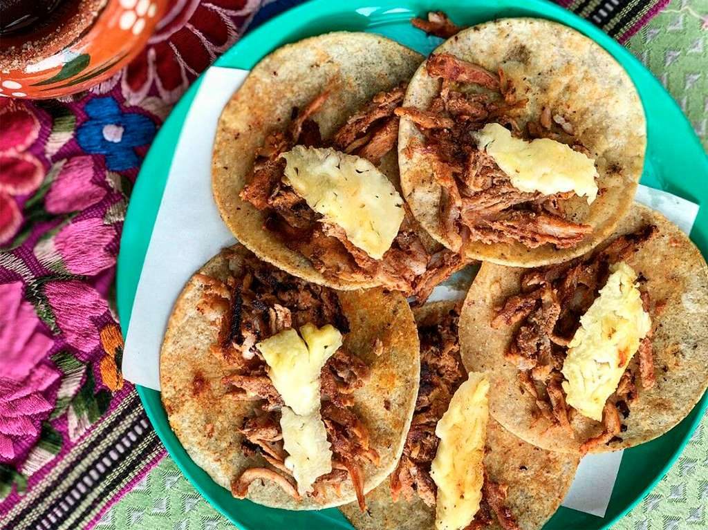 El buffet de tacos al pastor todos los que puedas comer