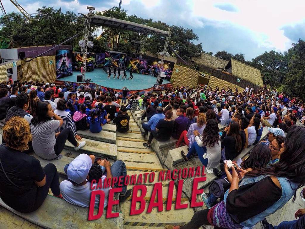 Competencia de baile en Six Flags. Saca tus mejores pasos.