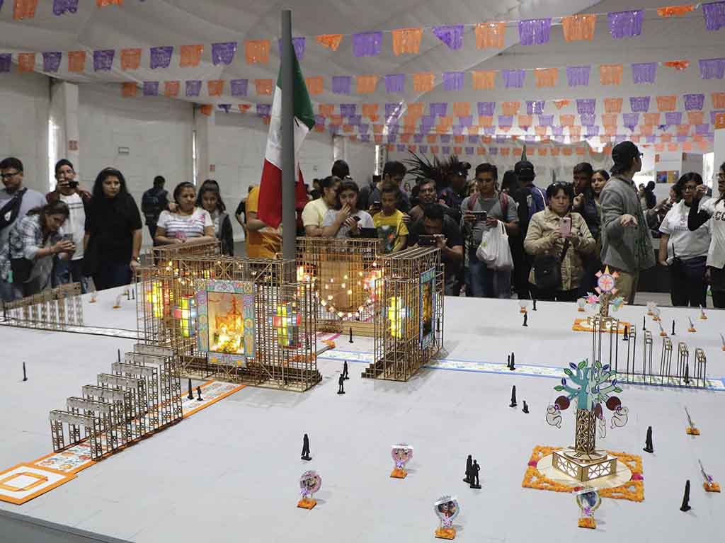 ofrenda monumental zócalo votación