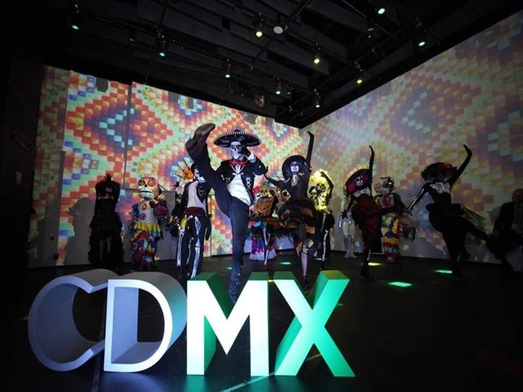 Desfile Internacional de Día de Muertos