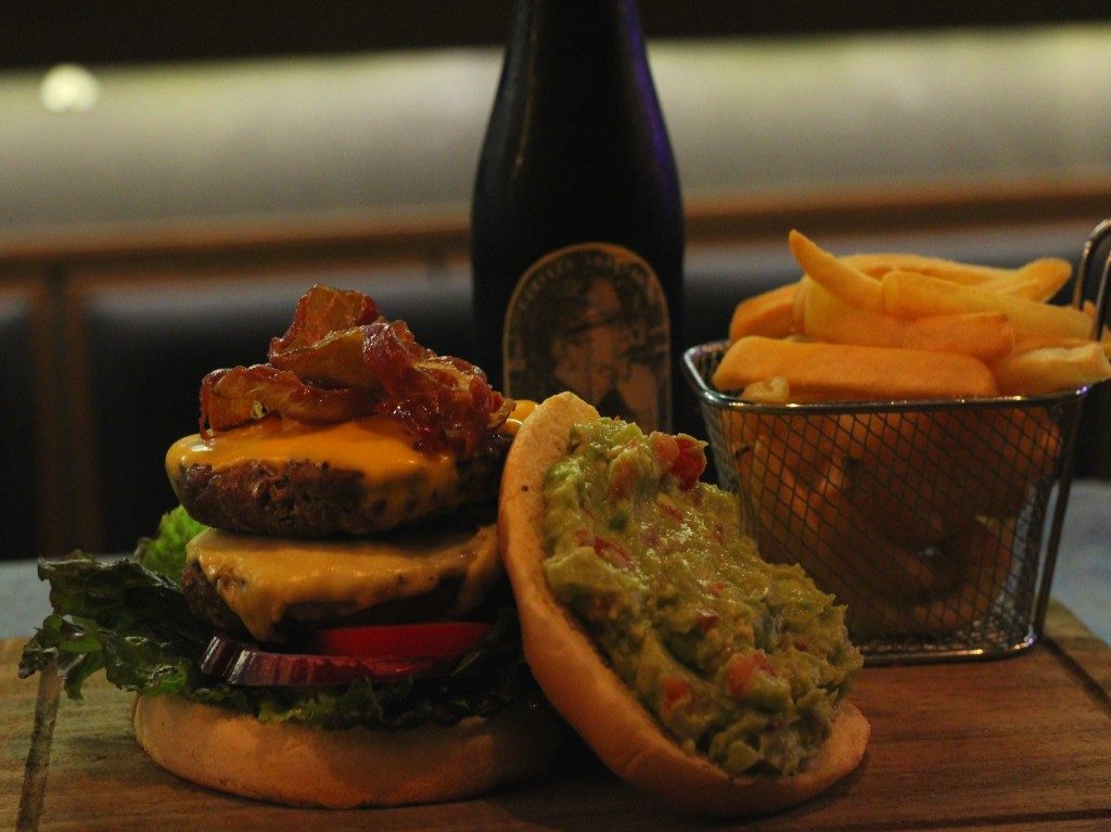 hamburguesa con guacamole