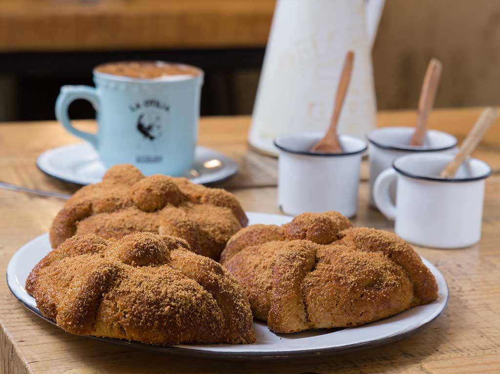 Dónde probar pan de muerto gluten free en CDMX, ¡suave y esponjosito!