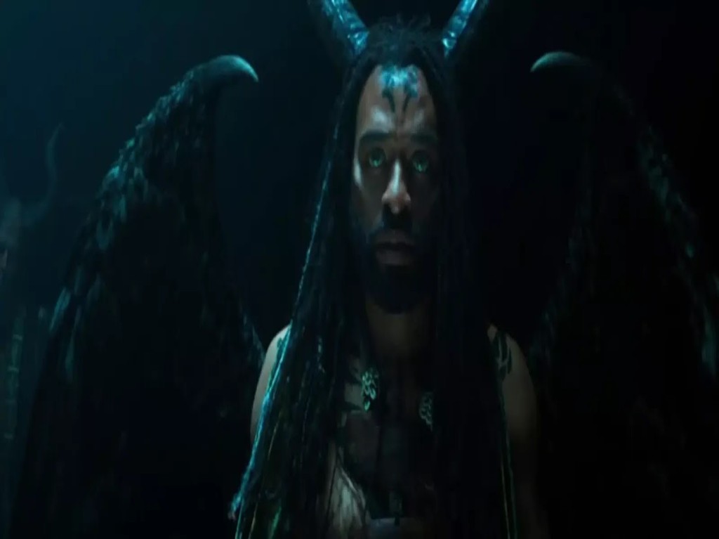 malefica-es-una-de-muchas-hadas-oscuras (1)