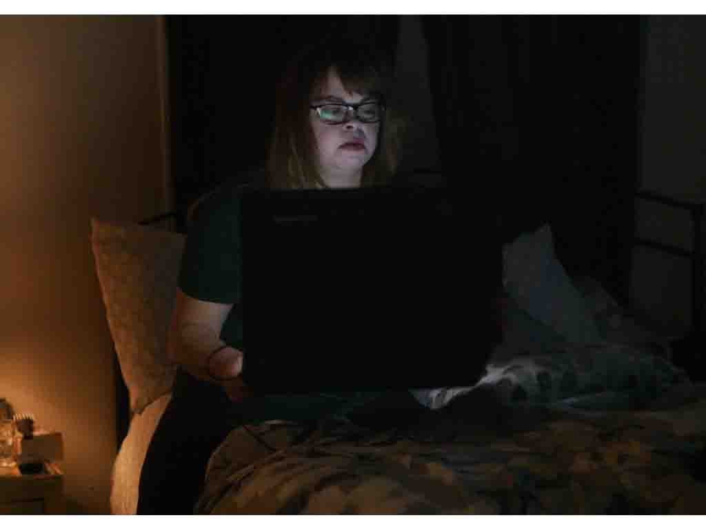 no-te-metas-con-los-gatos-un-asesino-en-internet-en-netflix