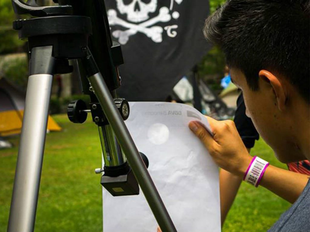 Noche de las Estrellas telescopio