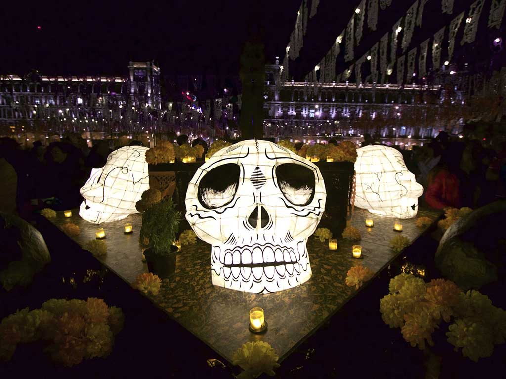 Festival de ofrendas y arreglos florales centro histórico