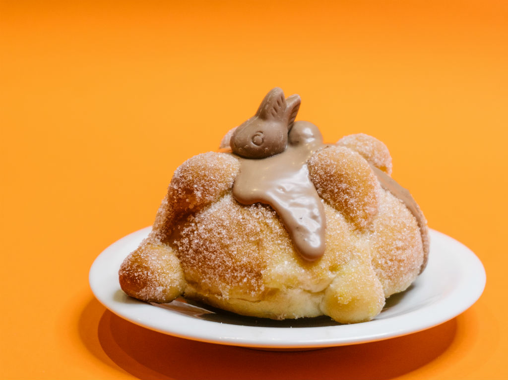 pan de muerto de CDMX de conejito